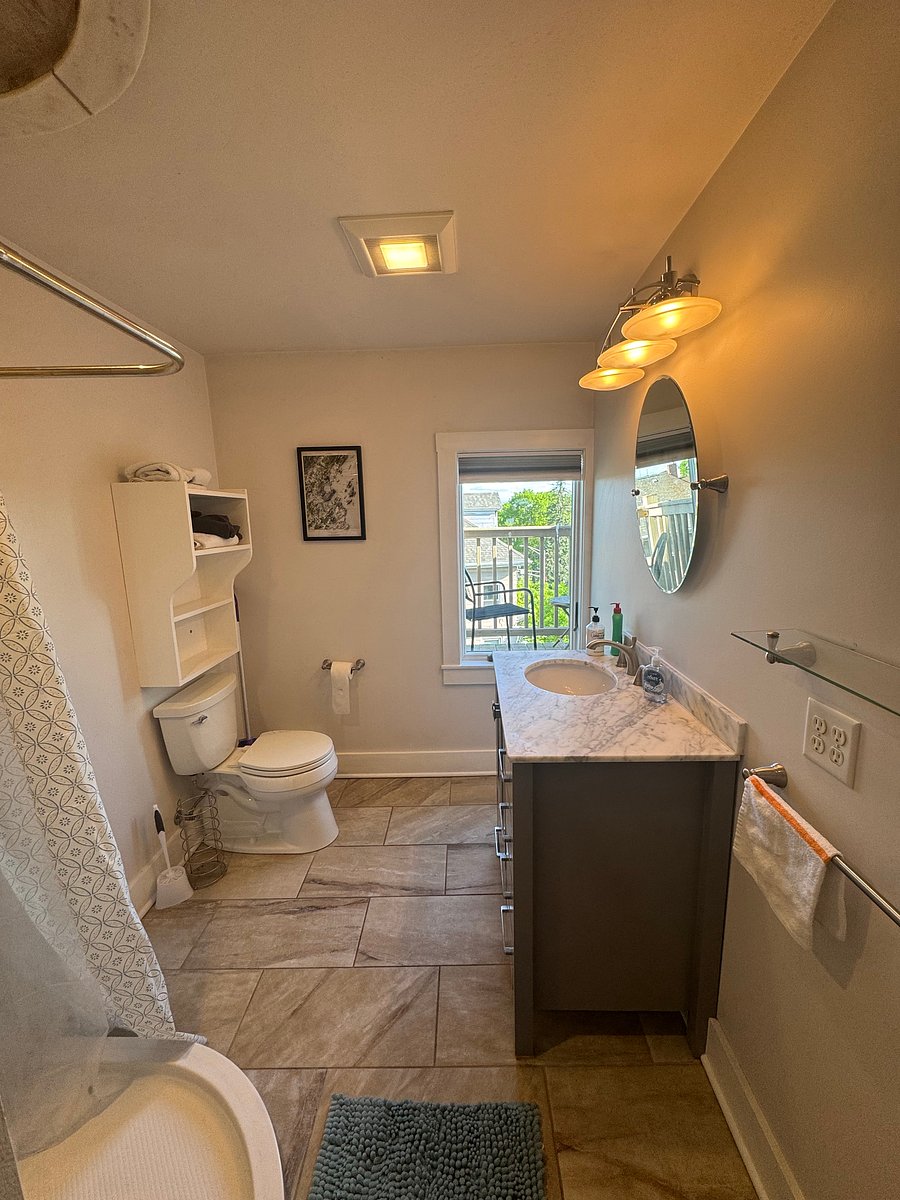Furnished Finder property 1046047_1 photo 12