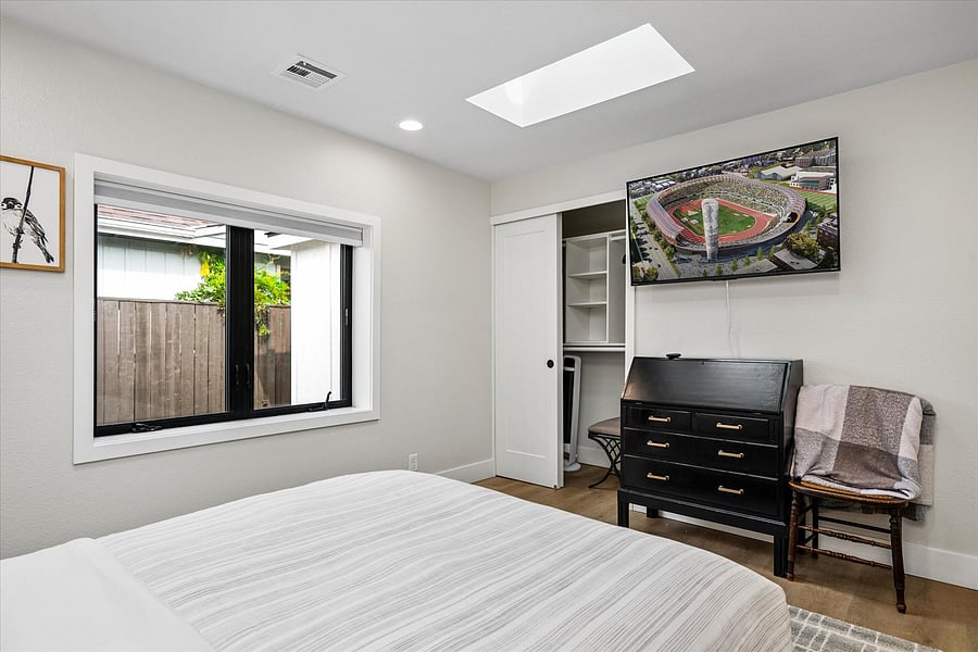 Furnished Finder property 1046055_1 photo 26