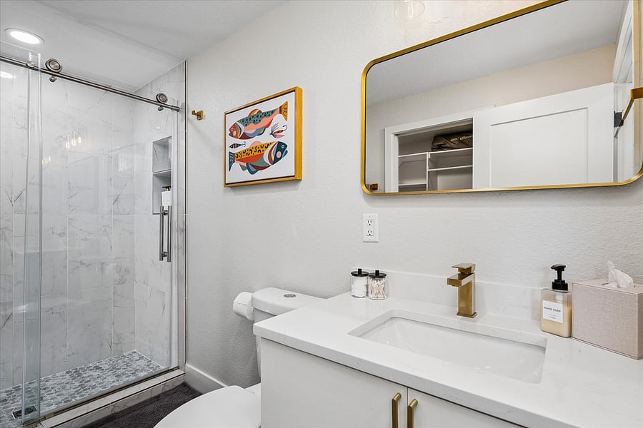 Furnished Finder property 1046055_1 photo 45