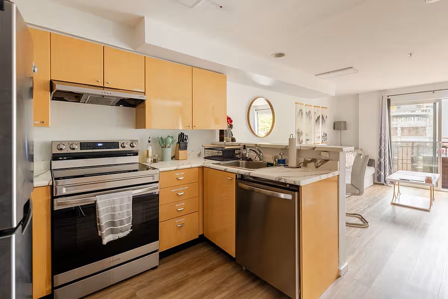 Furnished Finder property 1046058_1 photo 6