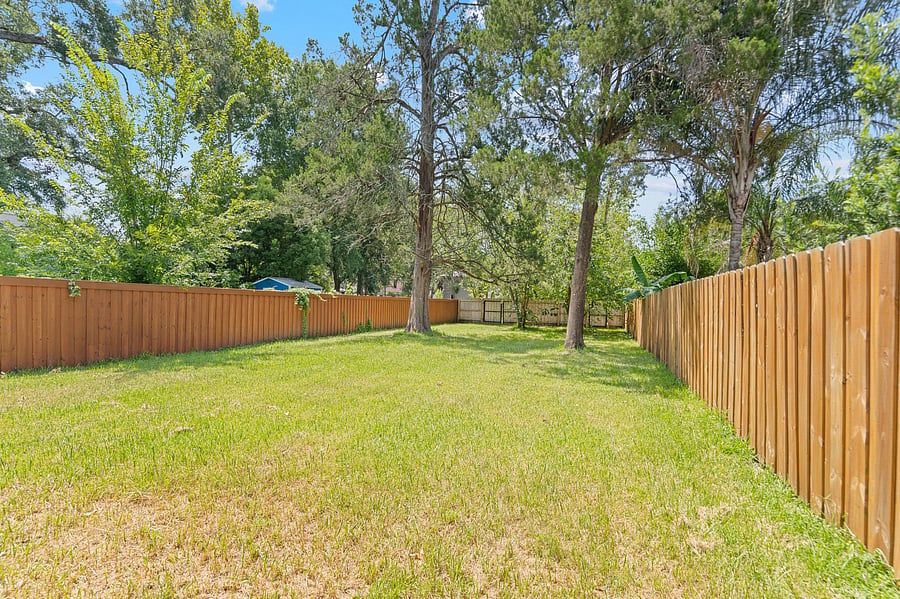 Furnished Finder property 1046060_1 photo 21