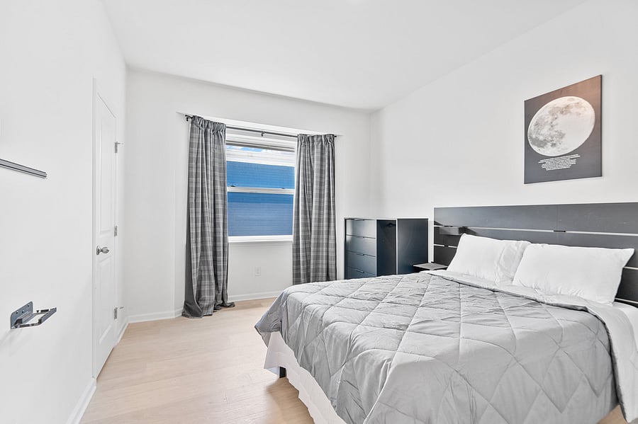 Furnished Finder property 1046060_1 photo 3