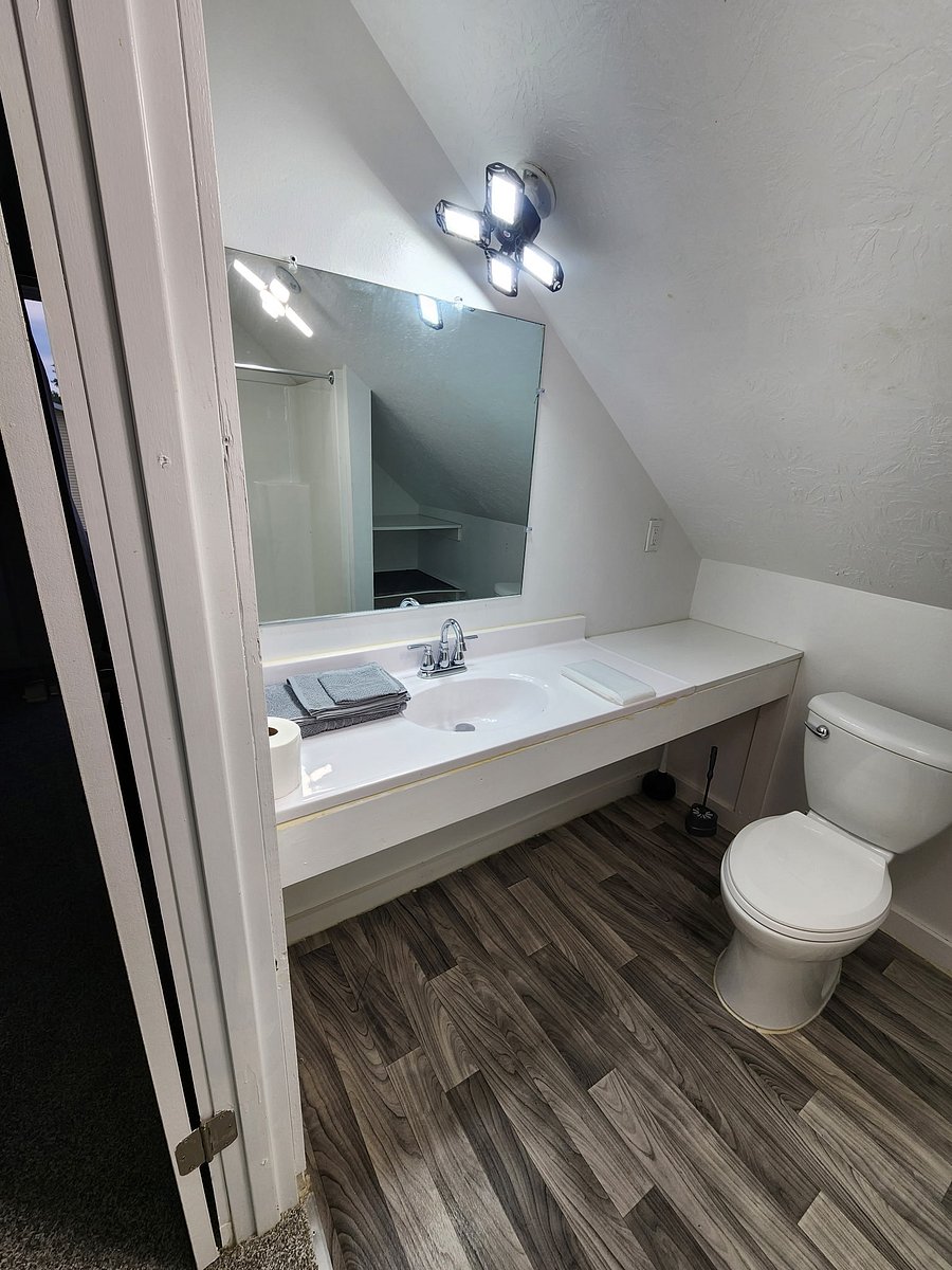Furnished Finder property 1046071_1 photo 4
