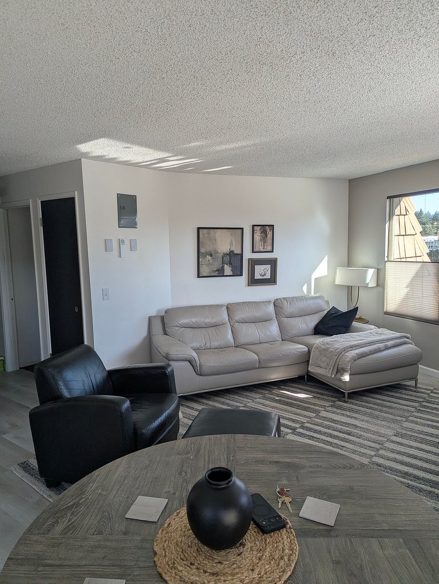 Furnished Finder property 1046077_1 photo 3