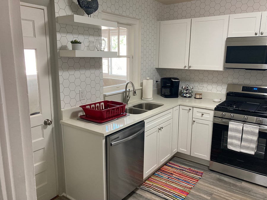 Furnished Finder property 1046080_1 photo 12