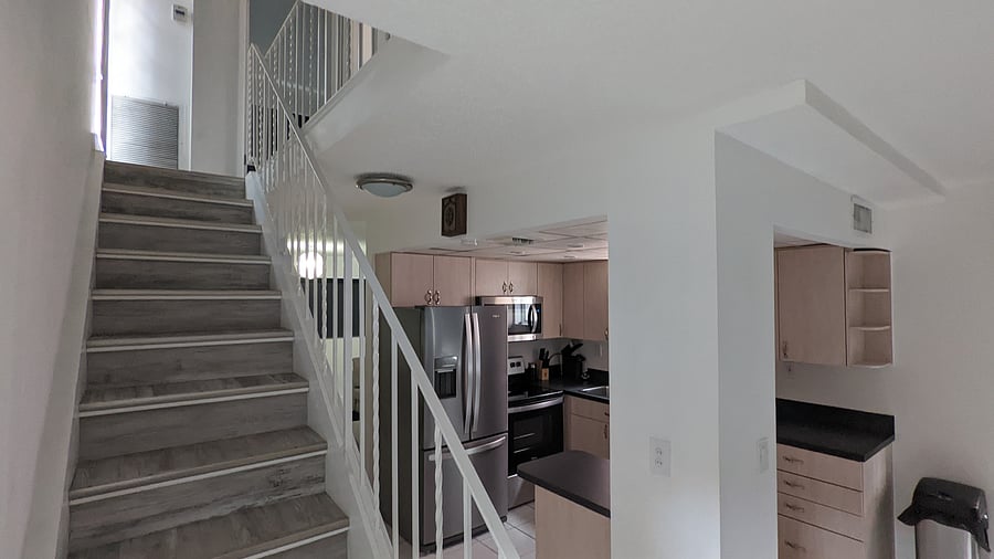 Furnished Finder property 1046089_1 photo 4
