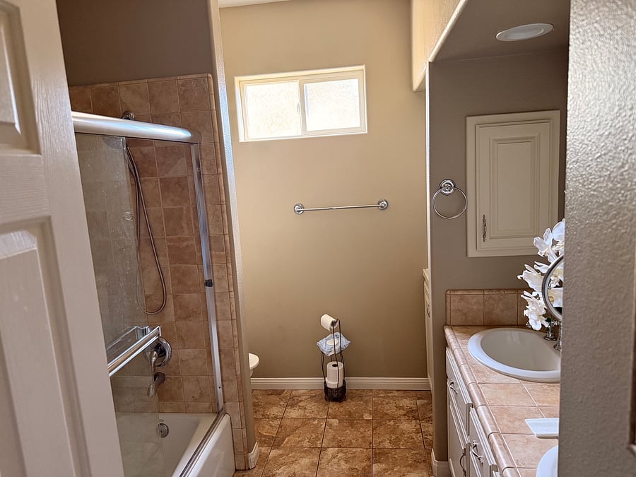 Furnished Finder property 1046098_1 photo 6