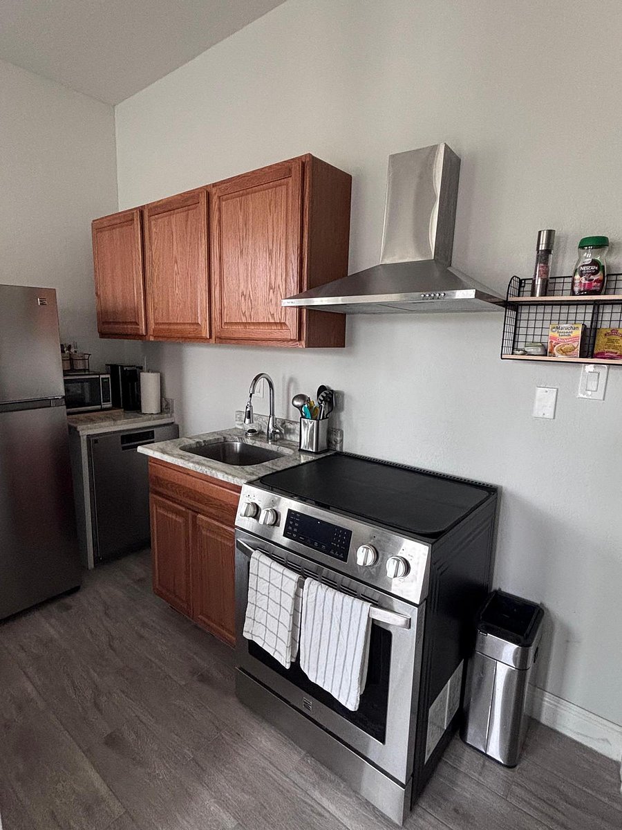 Furnished Finder property 1046106_1 photo 5