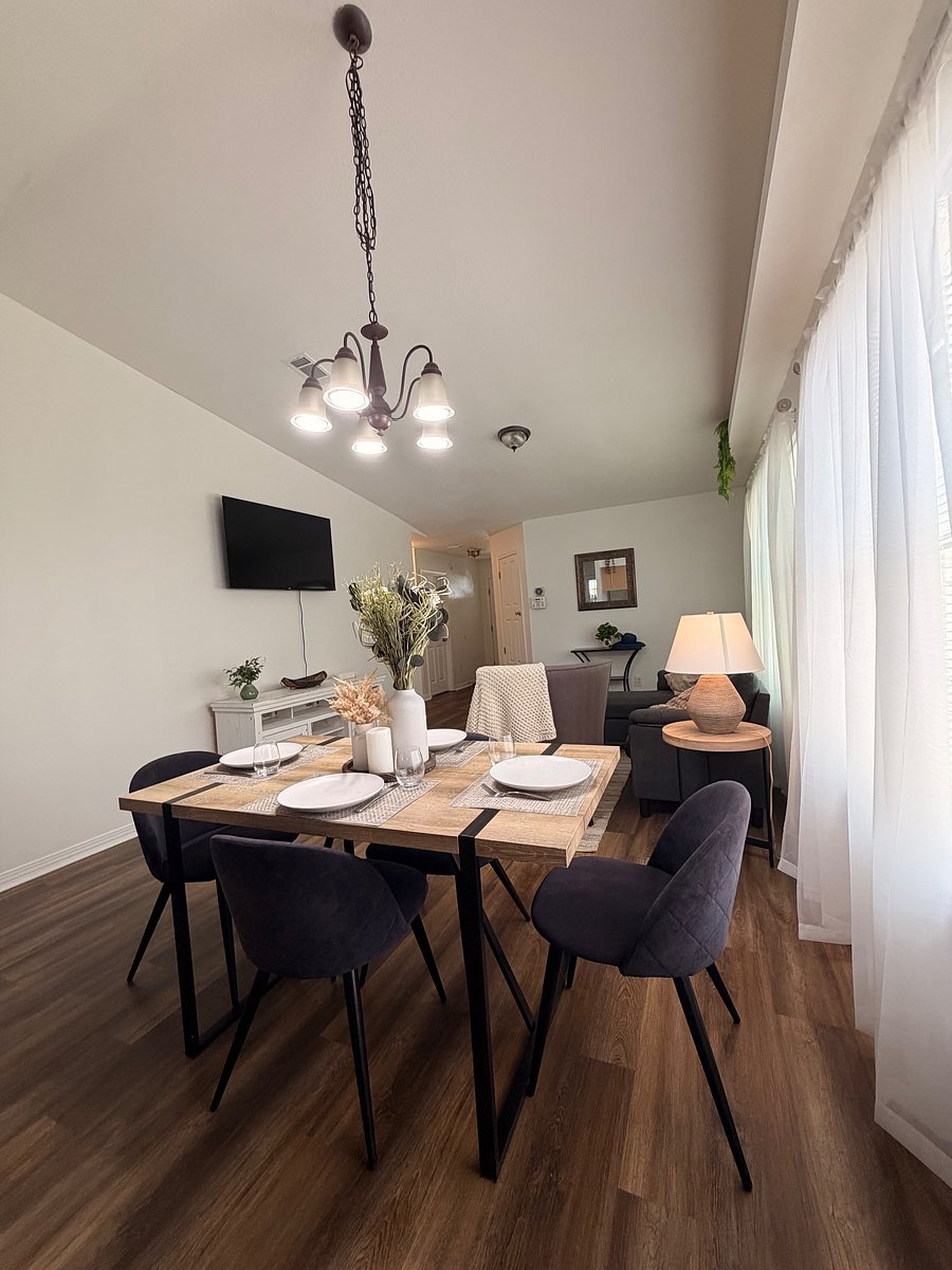 Furnished Finder property 1046122_1 photo 3