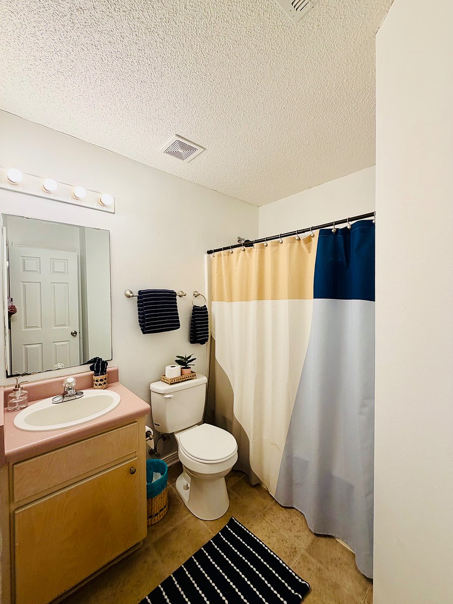 Furnished Finder property 1046122_1 photo 17