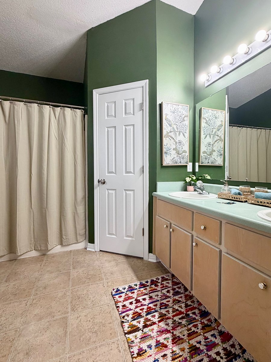 Furnished Finder property 1046122_1 photo 14
