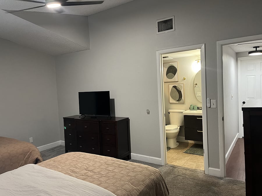 Furnished Finder property 1046124_1 photo 13