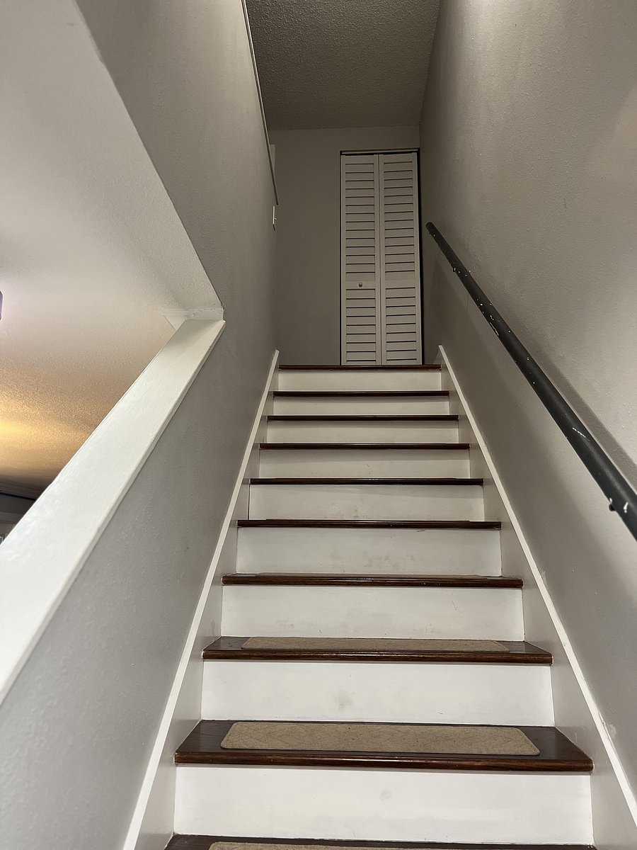 Furnished Finder property 1046124_1 photo 32