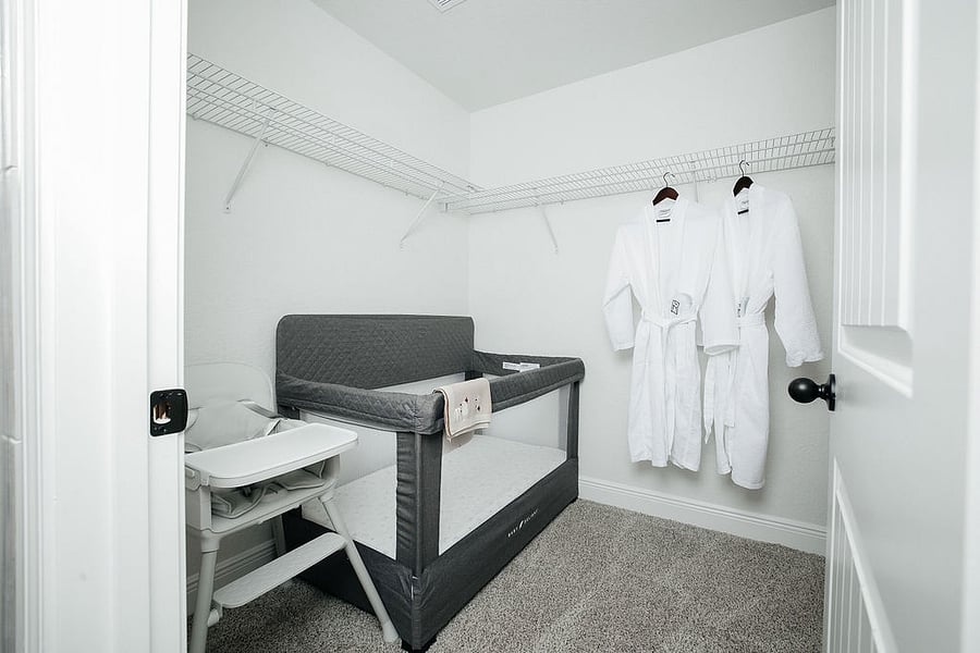 Furnished Finder property 1046126_1 photo 27