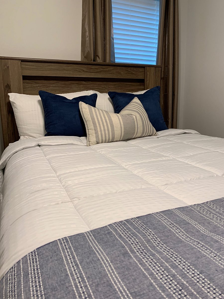 Furnished Finder property 1046134_1 photo 25