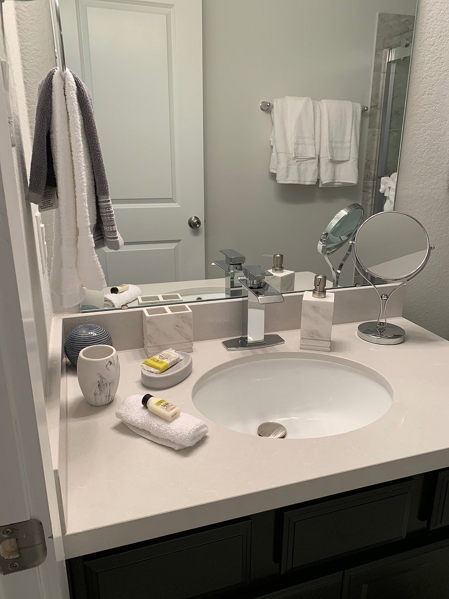 Furnished Finder property 1046134_1 photo 37