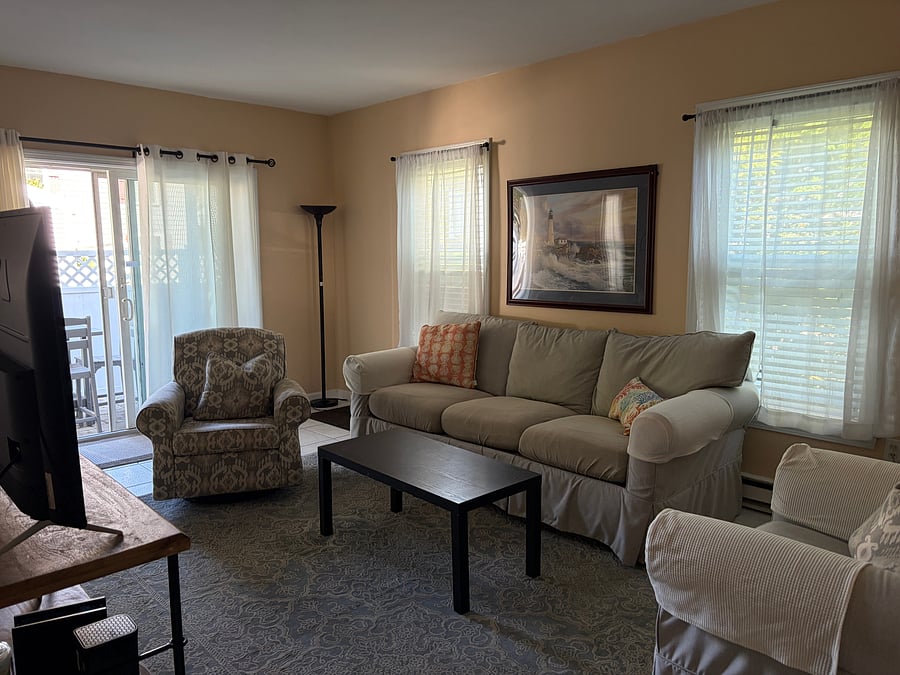 Furnished Finder property 1046159_1 photo 3