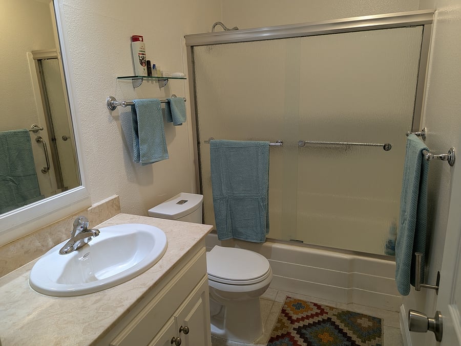 Furnished Finder property 1046160_1 photo 3