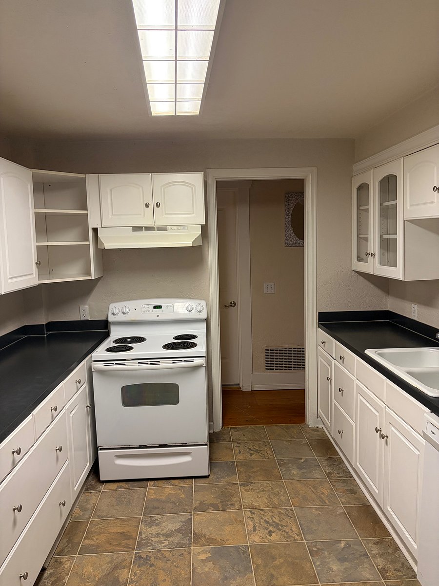Furnished Finder property 1046180_1 photo 5