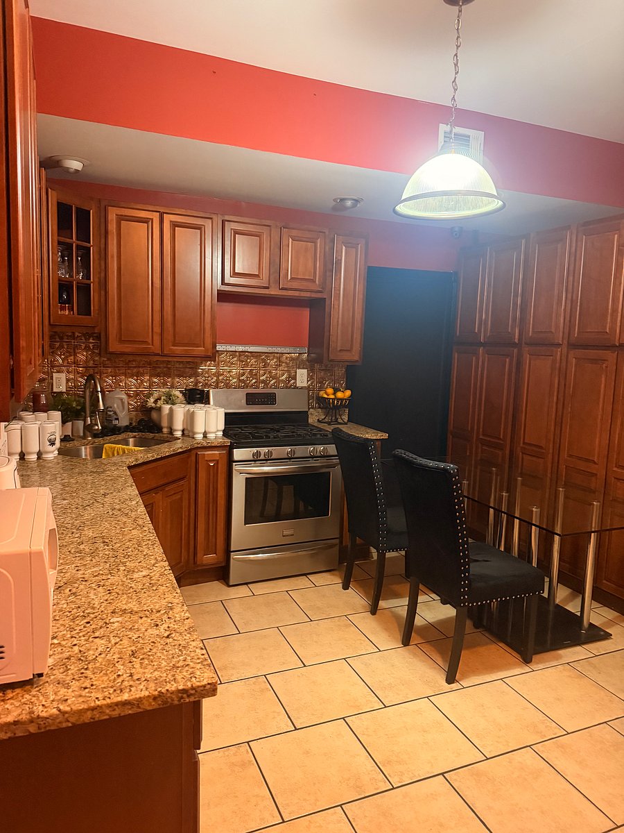 Furnished Finder property 1046189_1 photo 24