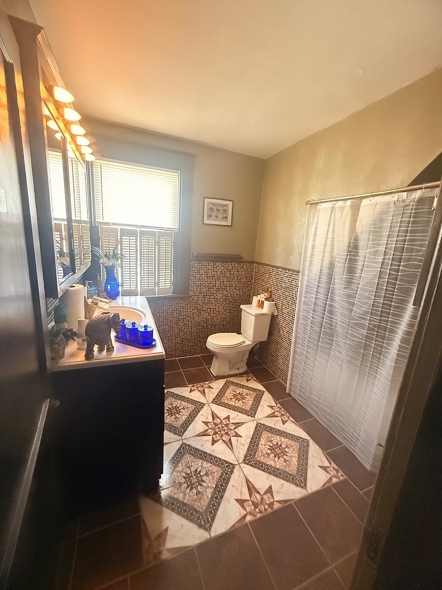 Furnished Finder property 1046189_1 photo 38