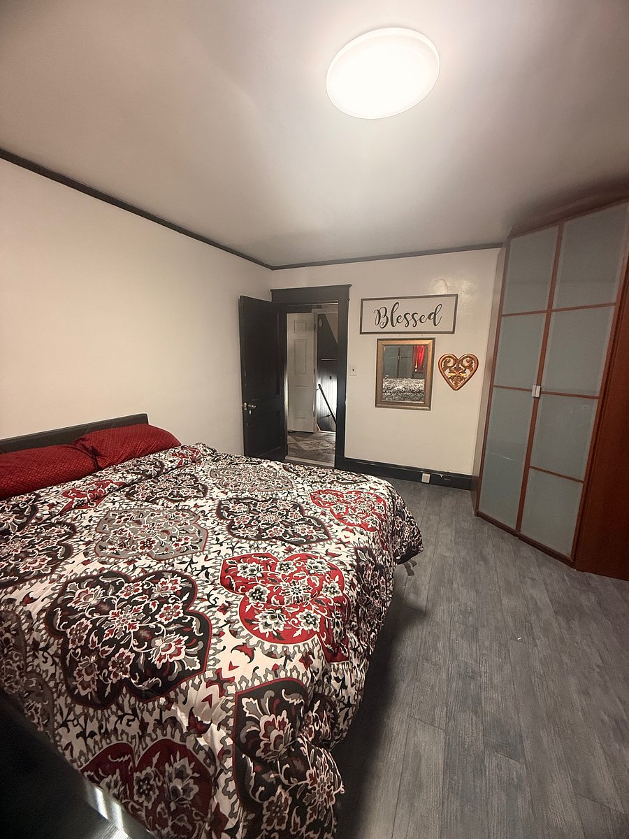 Furnished Finder property 1046189_1 photo 42