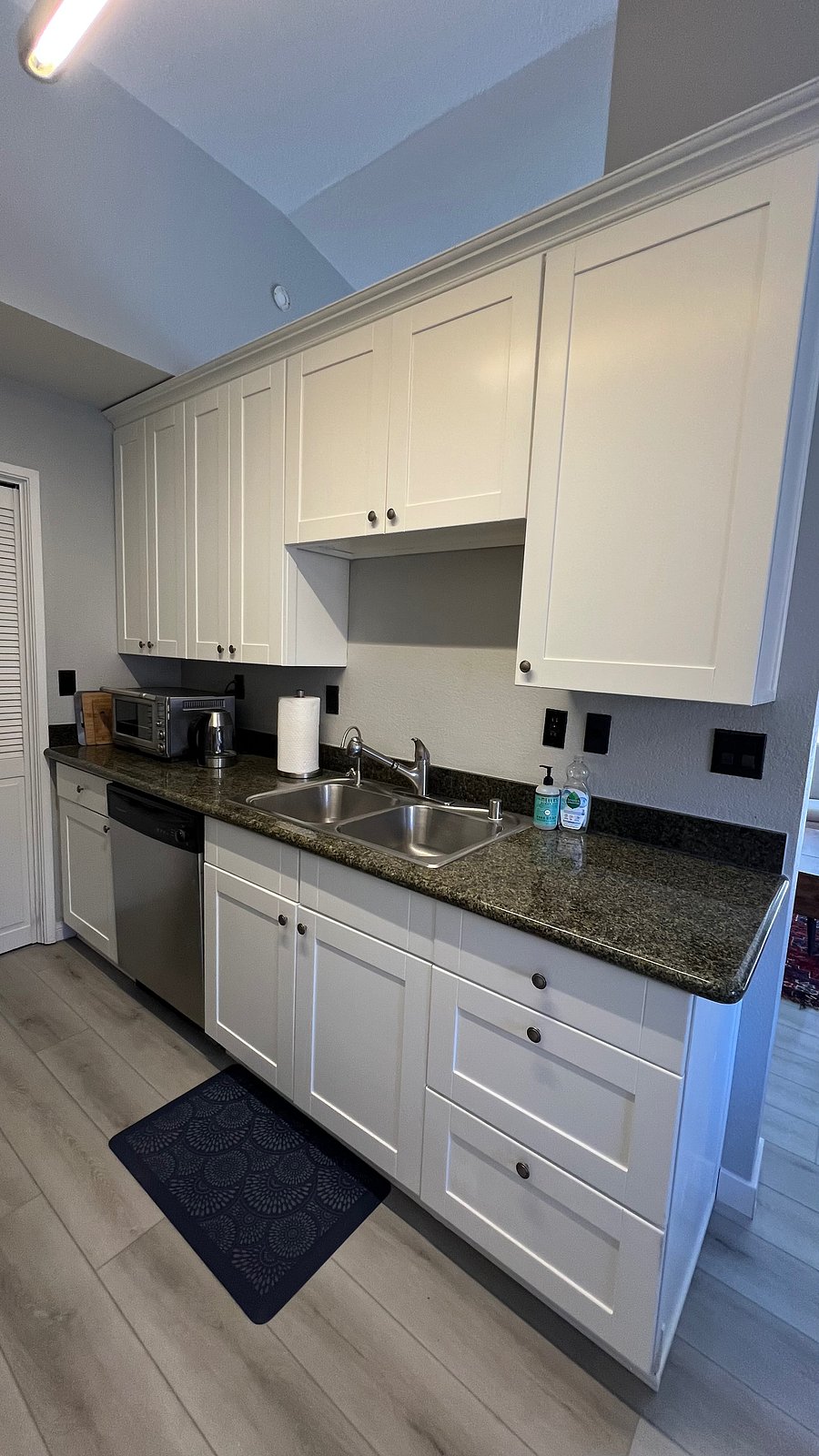 Furnished Finder property 1046190_1 photo 4