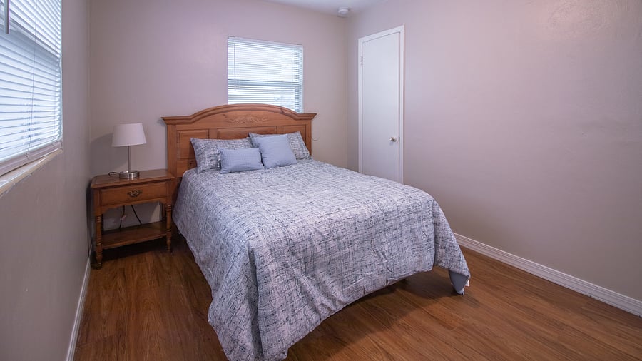 Furnished Finder property 1046204_1 photo 17