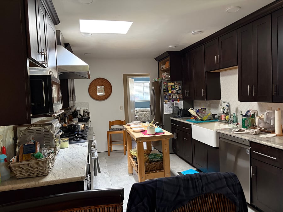 Full kitchen access