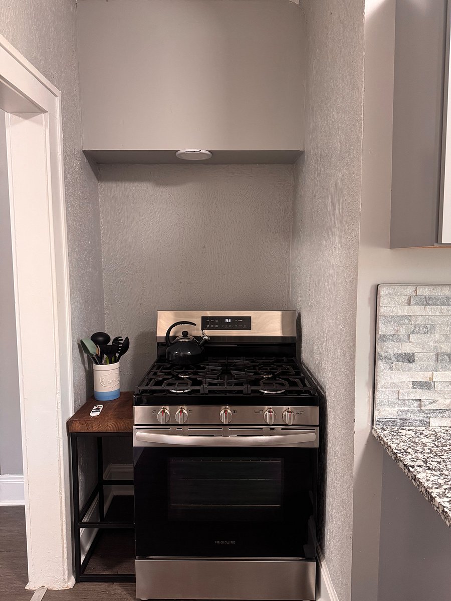 Furnished Finder property 1046214_1 photo 15