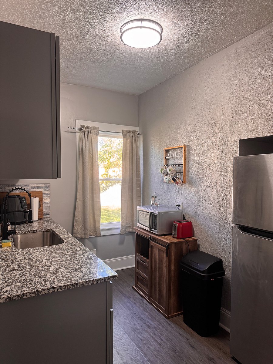 Furnished Finder property 1046214_1 photo 14