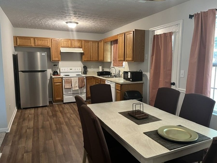 Furnished Finder property 1046218_1 photo 3