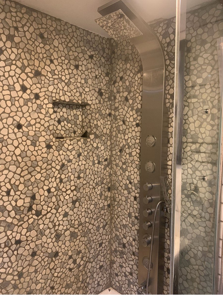 Shower feature