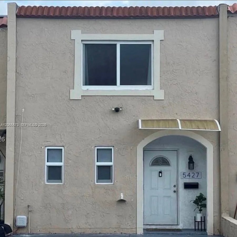 Furnished Finder property 1046229_1 photo 8