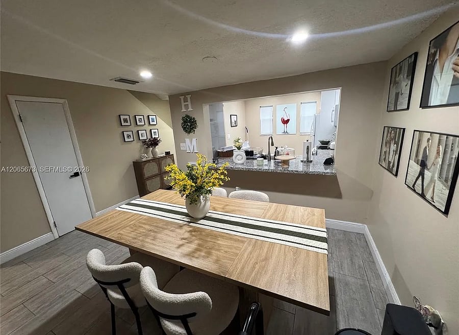 Furnished Finder property 1046229_1 photo 20