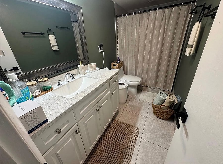 Furnished Finder property 1046229_1 photo 14