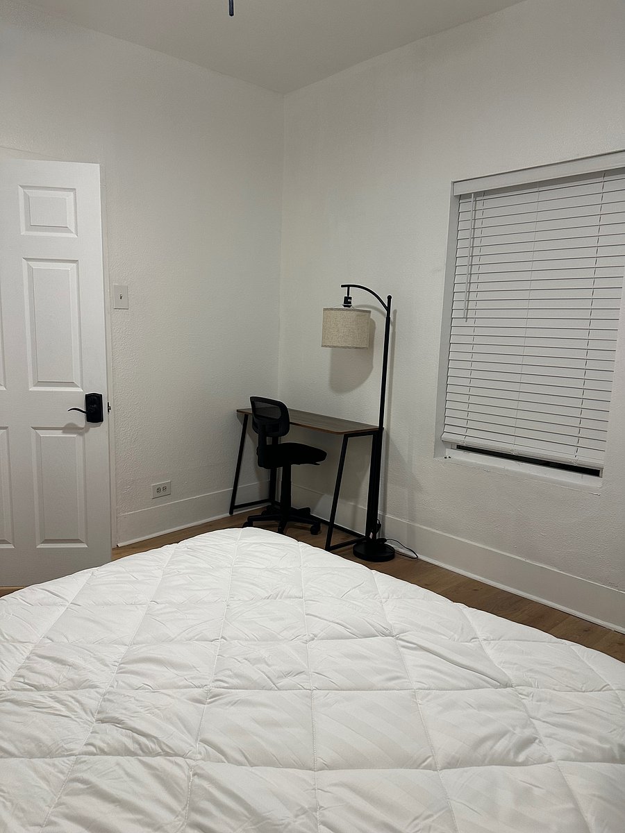 Furnished Finder property 1046231_1 photo 17