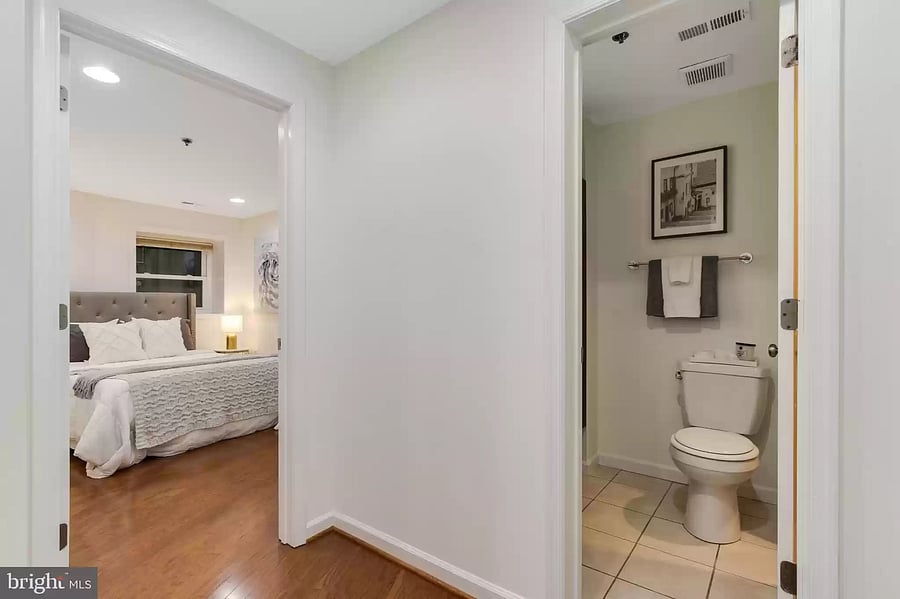 Furnished Finder property 1046310_1 photo 3