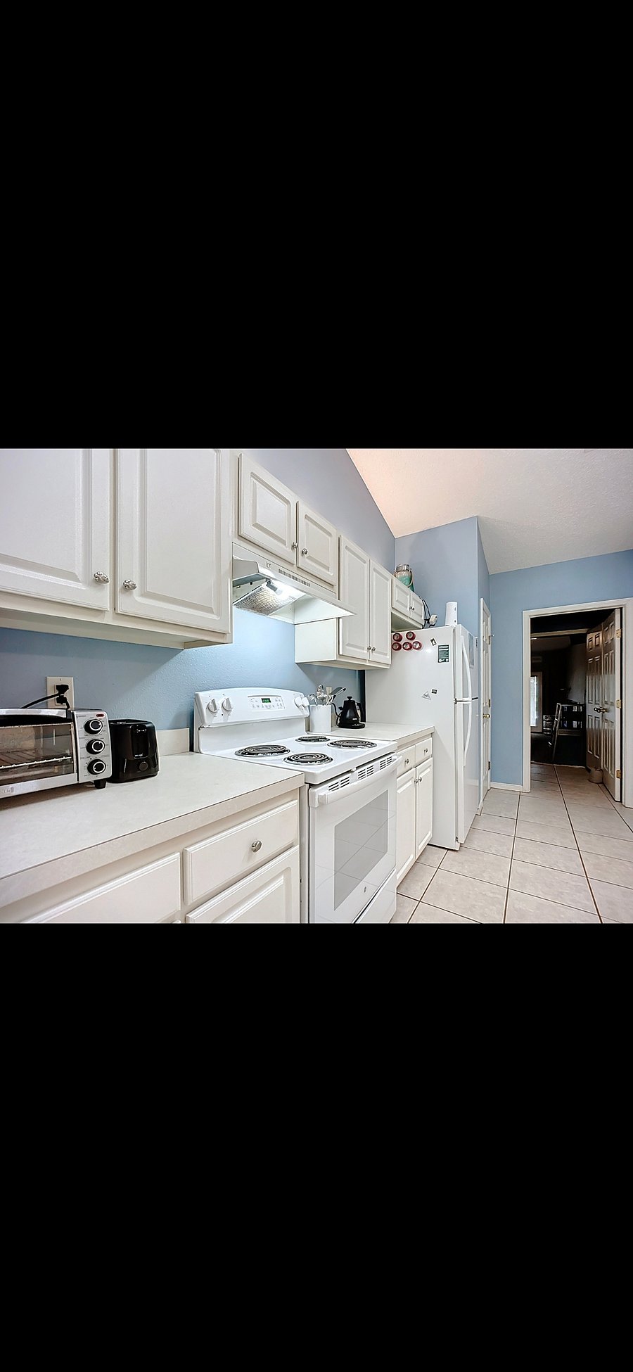 Furnished Finder property 1046334_1 photo 12