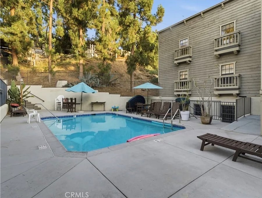 Furnished Finder property 1046348_1 photo 25