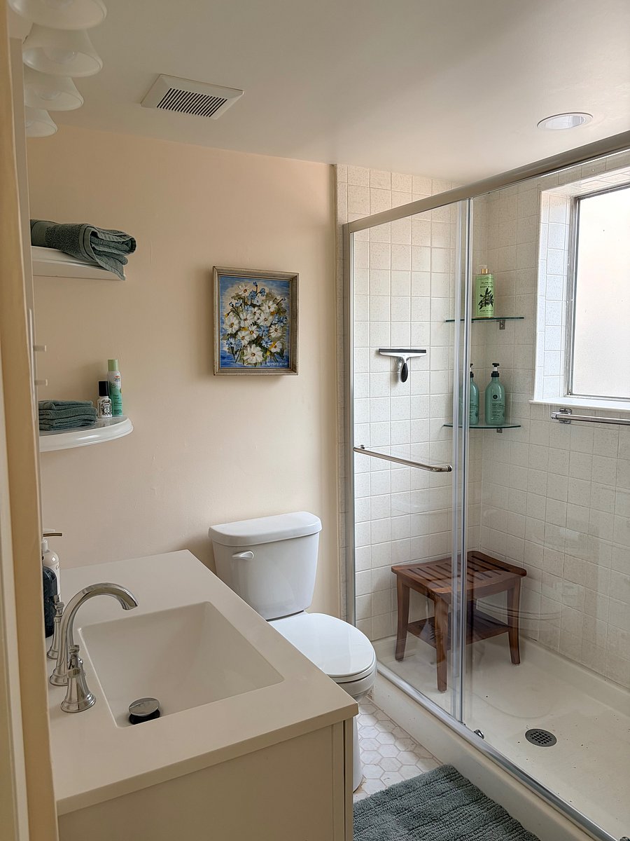 Furnished Finder property 1046349_1 photo 3