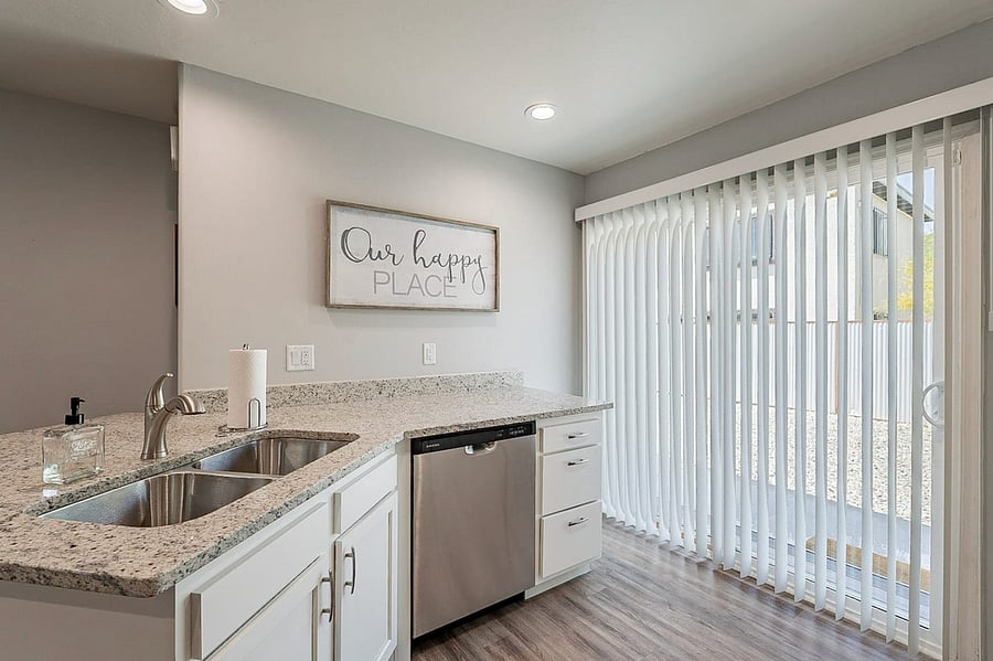 Furnished Finder property 1046352_1 photo 24