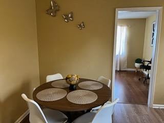 Furnished Finder property 1046357_1 photo 4