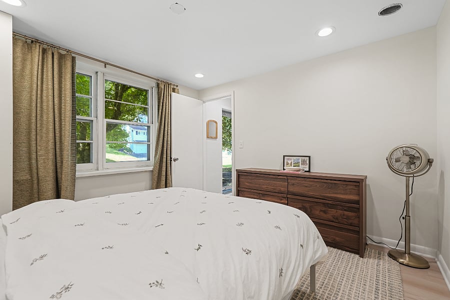 Furnished Finder property 1046360_1 photo 5