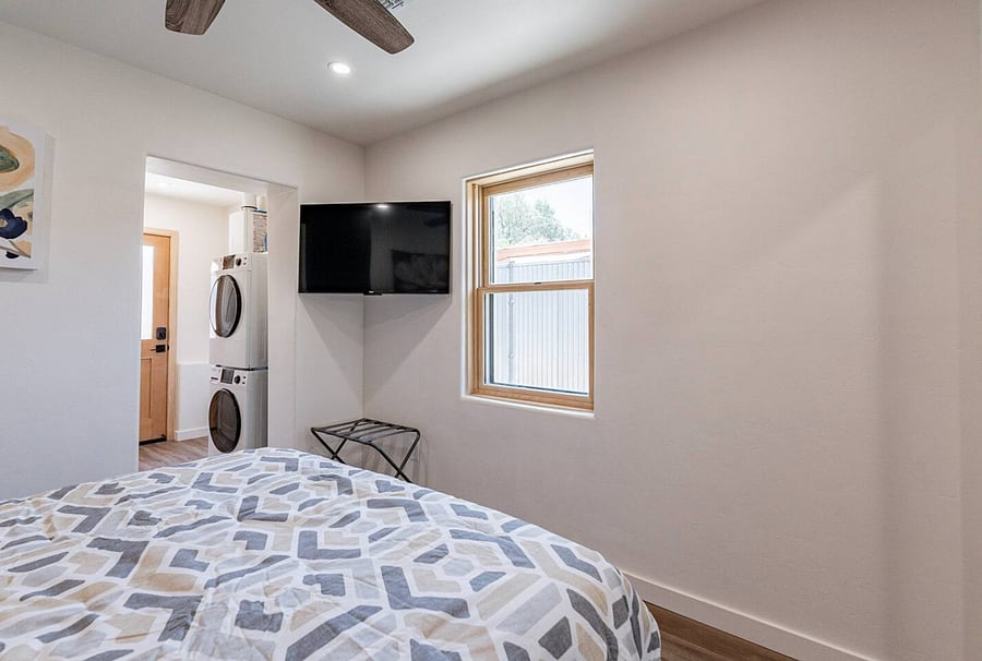 Furnished Finder property 1046393_1 photo 12