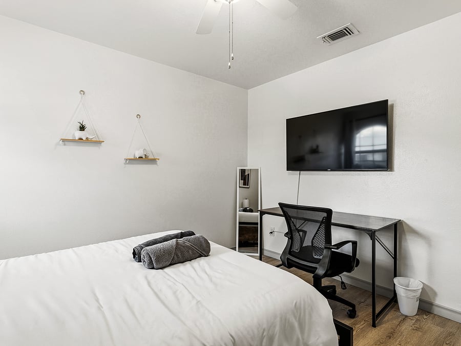 Furnished Finder property 1046396_1 photo 36