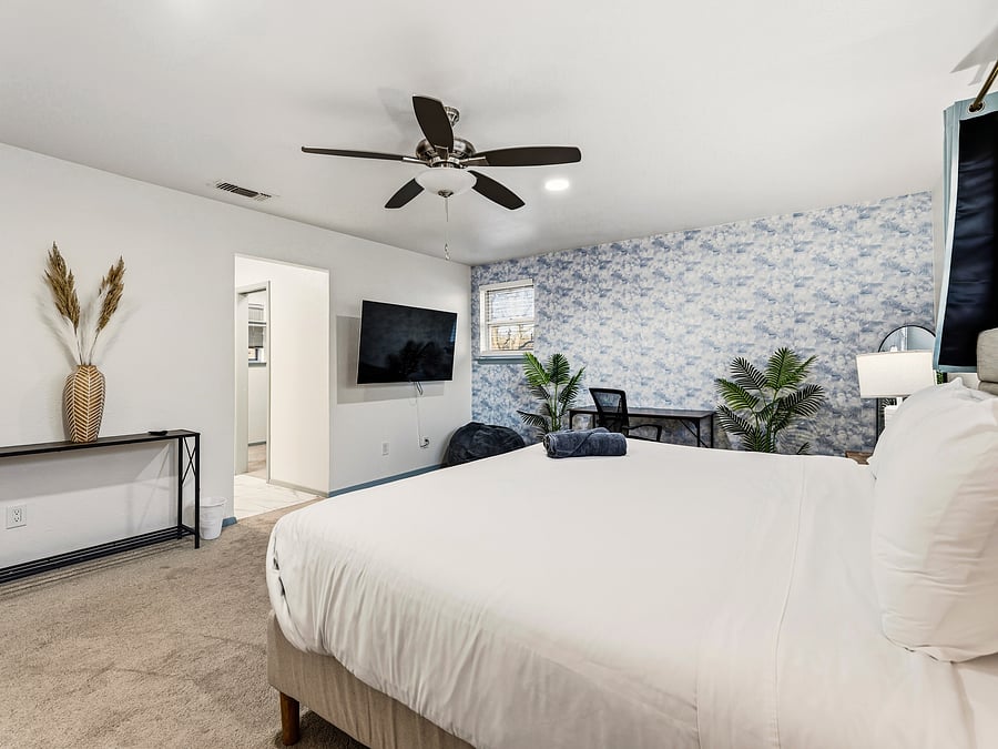 Furnished Finder property 1046396_1 photo 57
