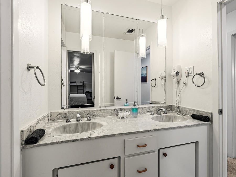 Furnished Finder property 1046396_1 photo 70