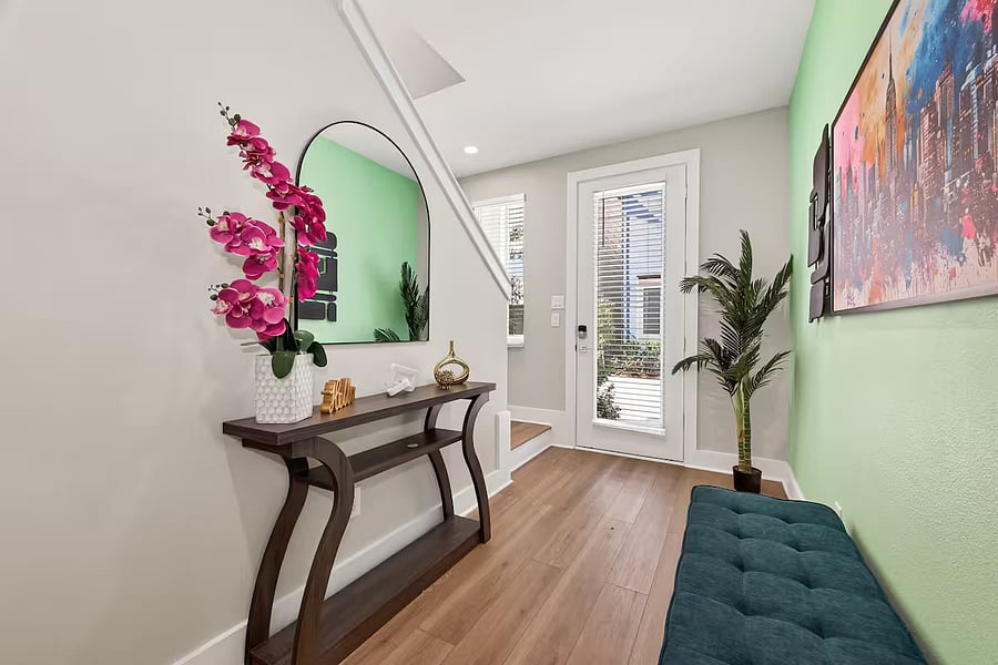 Furnished Finder property 1046398_1 photo 11