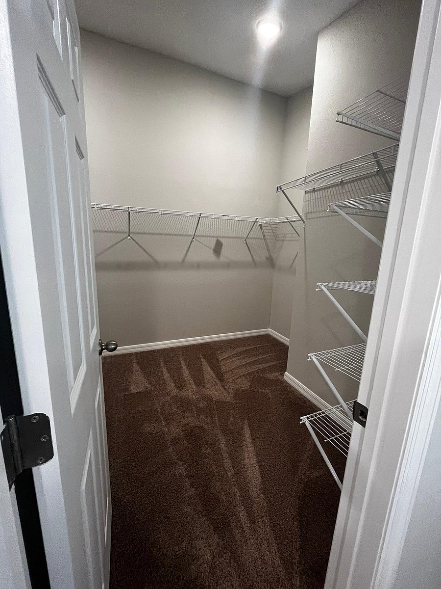 Furnished Finder property 1046413_1 photo 14